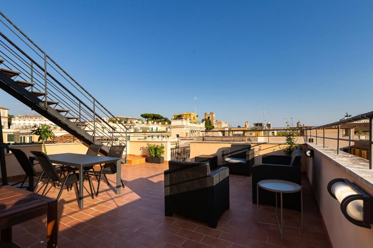 ホテル Vivilo Roma Trevi - Luxury Experience - Private Jacuzzi On Terrace - Insane View エクステリア 写真