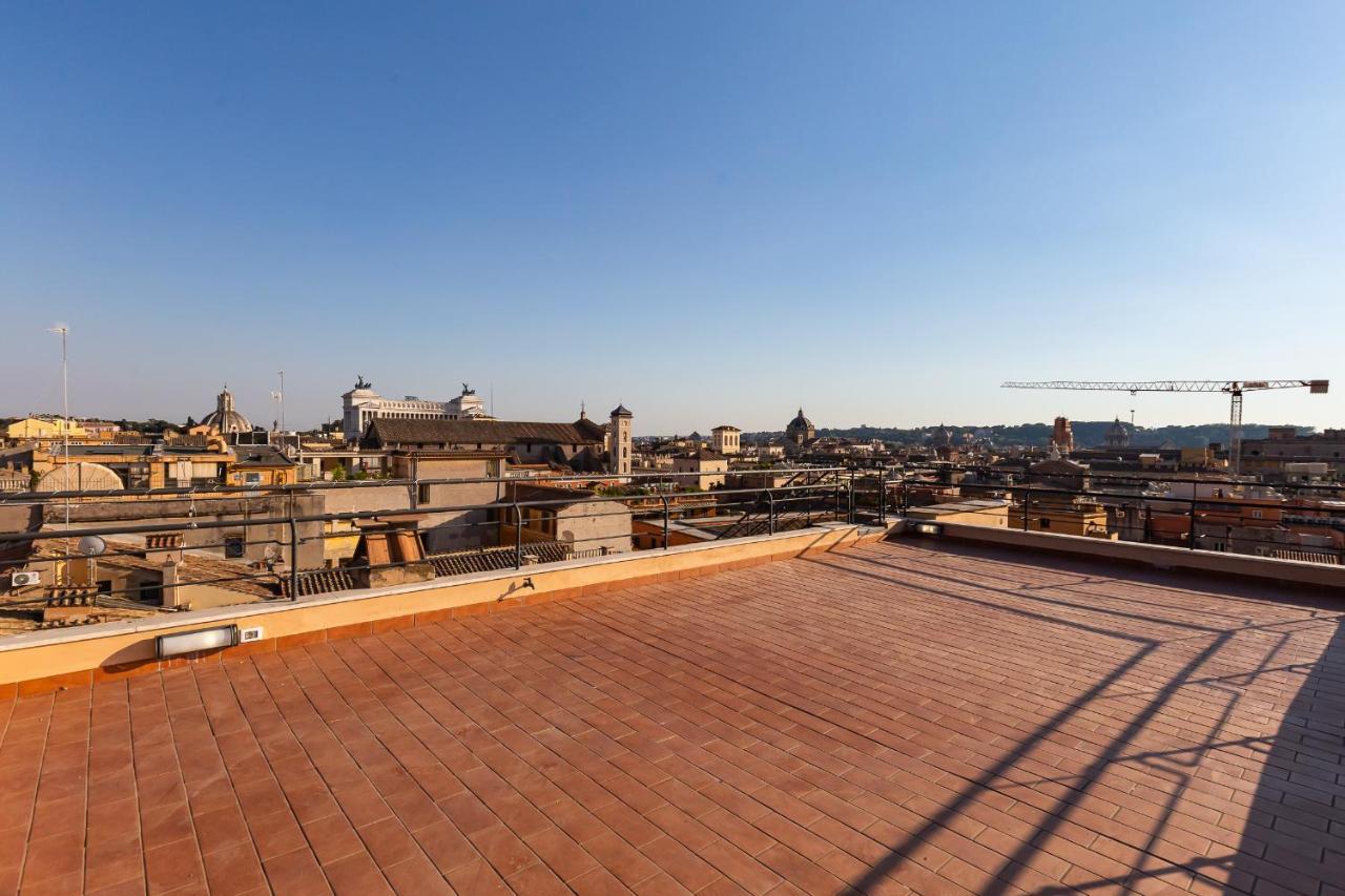 ホテル Vivilo Roma Trevi - Luxury Experience - Private Jacuzzi On Terrace - Insane View エクステリア 写真