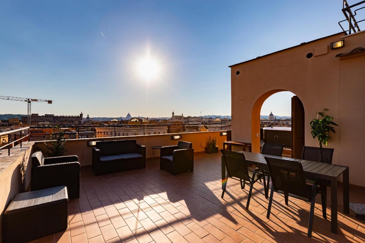 ホテル Vivilo Roma Trevi - Luxury Experience - Private Jacuzzi On Terrace - Insane View エクステリア 写真
