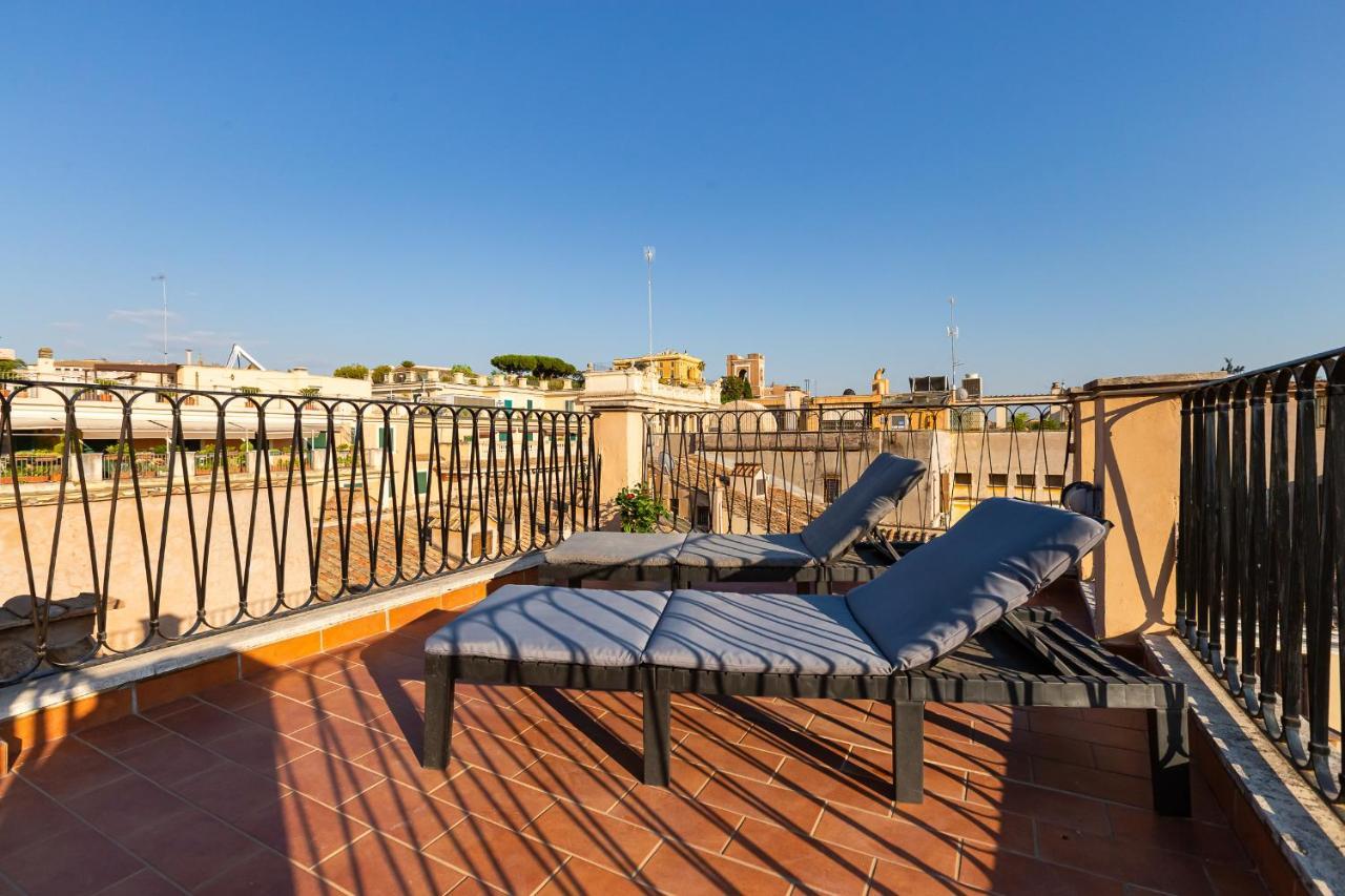 ホテル Vivilo Roma Trevi - Luxury Experience - Private Jacuzzi On Terrace - Insane View エクステリア 写真