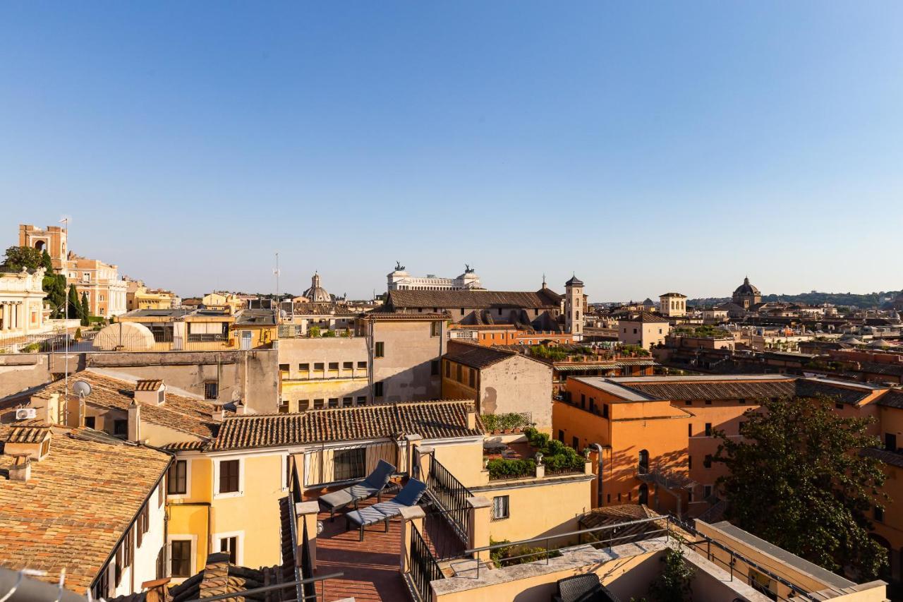 ホテル Vivilo Roma Trevi - Luxury Experience - Private Jacuzzi On Terrace - Insane View エクステリア 写真