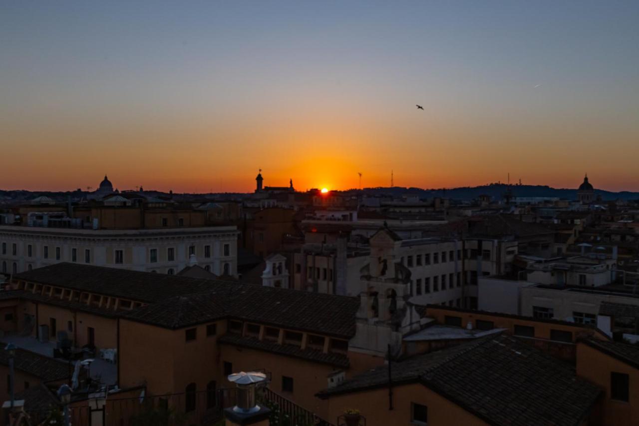 ホテル Vivilo Roma Trevi - Luxury Experience - Private Jacuzzi On Terrace - Insane View エクステリア 写真