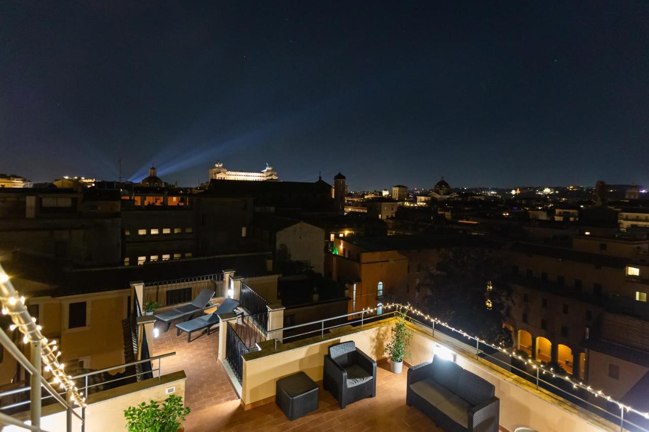 ホテル Vivilo Roma Trevi - Luxury Experience - Private Jacuzzi On Terrace - Insane View エクステリア 写真