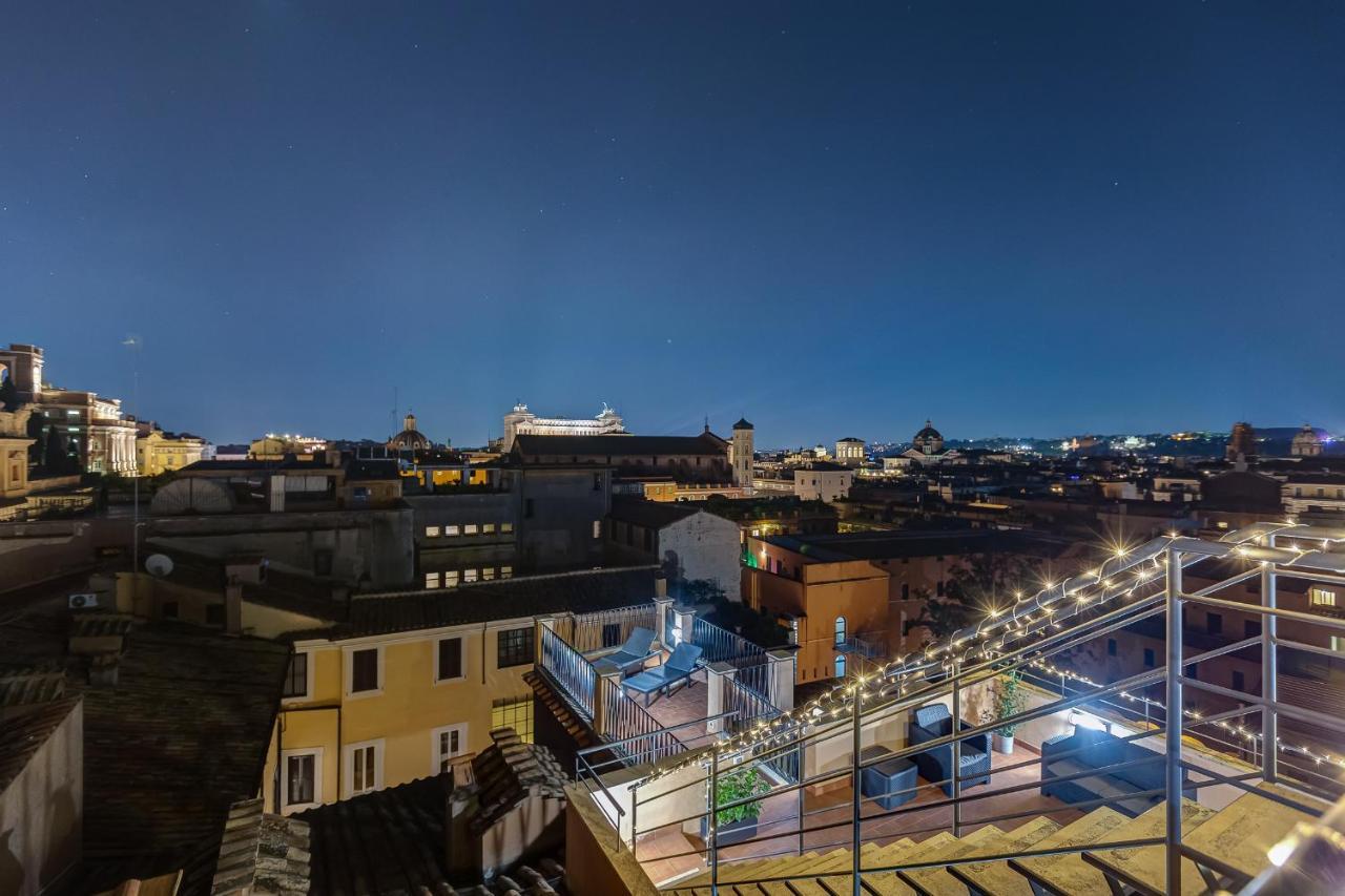 ホテル Vivilo Roma Trevi - Luxury Experience - Private Jacuzzi On Terrace - Insane View エクステリア 写真