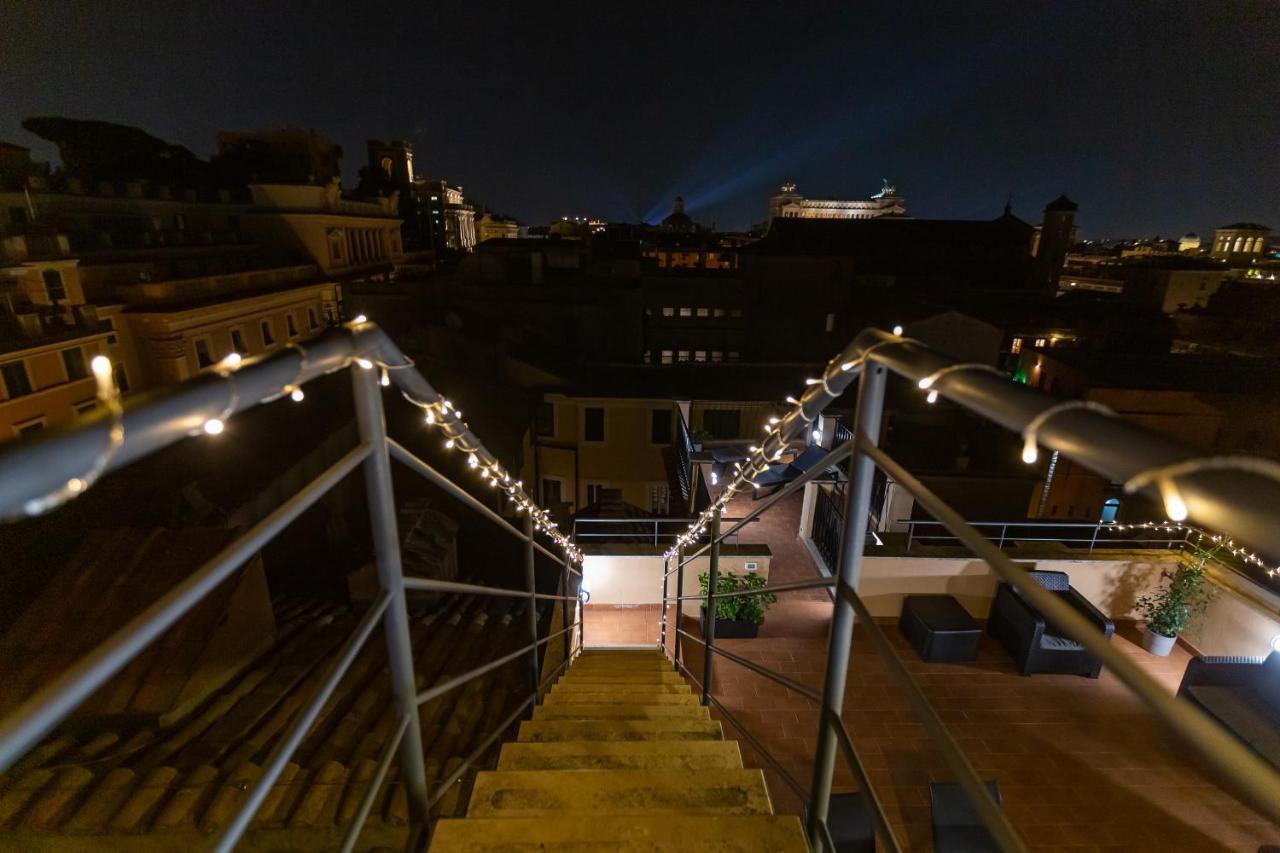 ホテル Vivilo Roma Trevi - Luxury Experience - Private Jacuzzi On Terrace - Insane View エクステリア 写真