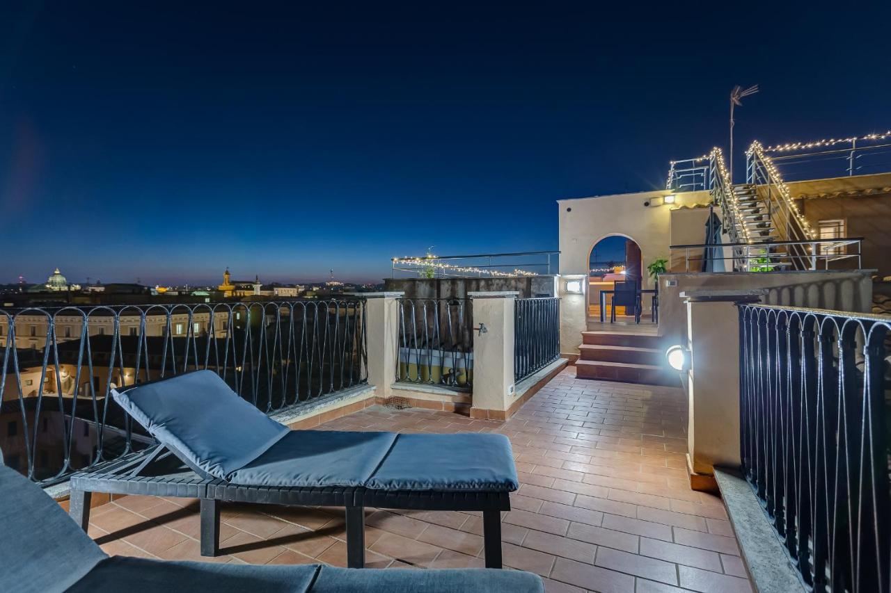 ホテル Vivilo Roma Trevi - Luxury Experience - Private Jacuzzi On Terrace - Insane View エクステリア 写真