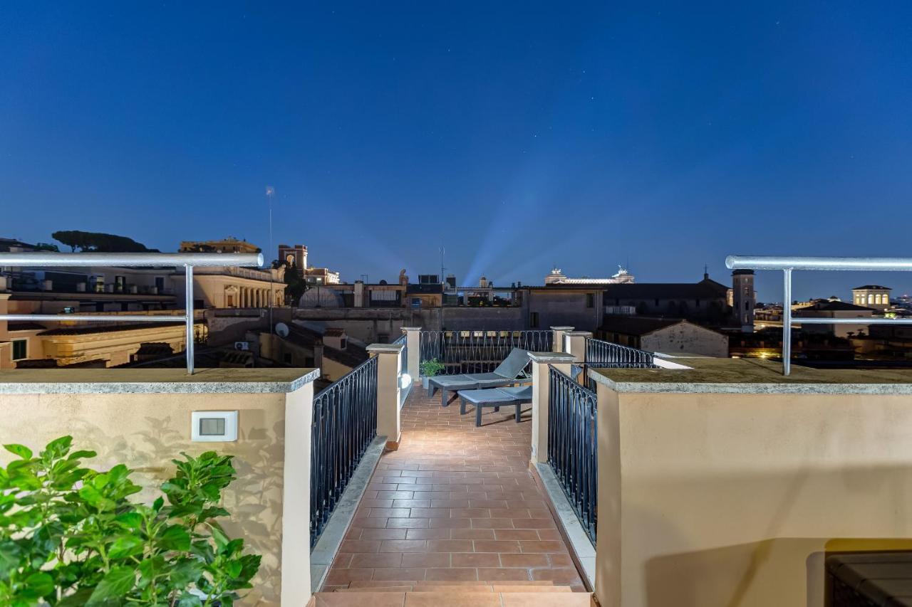 ホテル Vivilo Roma Trevi - Luxury Experience - Private Jacuzzi On Terrace - Insane View エクステリア 写真